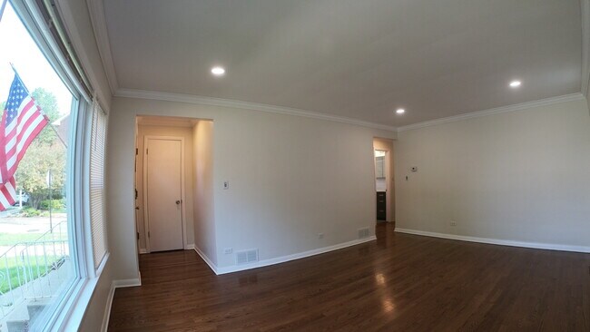 Building Photo - 3657 N Campbell Ave