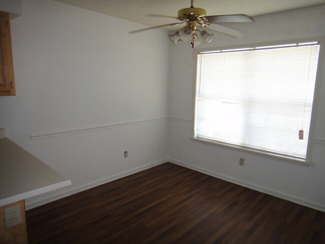 Building Photo - Three Bedroom on Veterans Available This F...