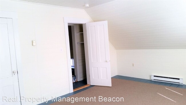 Building Photo - 1065 NH-4A