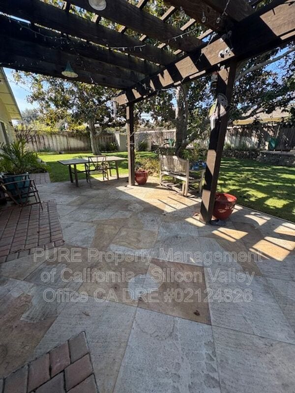 Building Photo - 1411 Floyd Ave