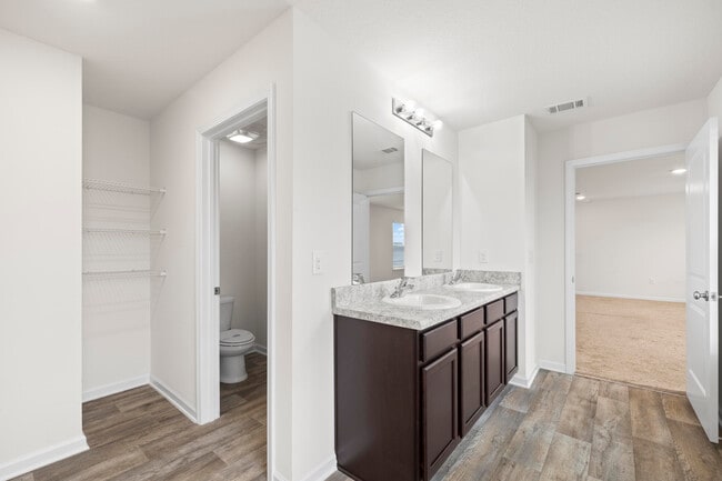 Building Photo - 814 Moorhen Wy