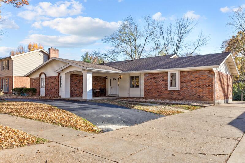 Building Photo - 12958 Ambois Dr