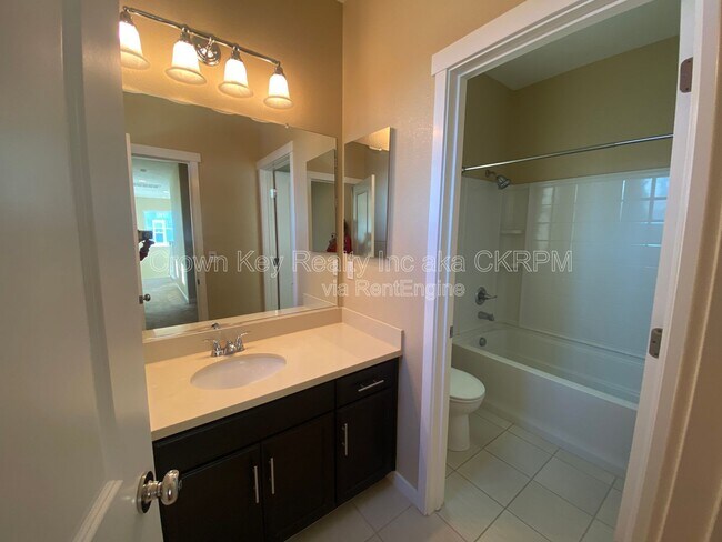 Building Photo - 18344 Spence Ave