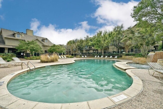 Building Photo - 11203 Ranch to Market Rd 2222