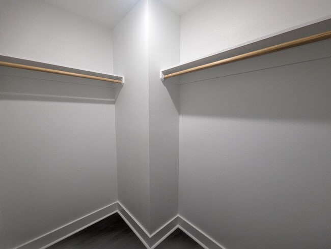 Building Photo - 3 Bedroom/2 Bathroom New Construction Townhouse in Southside