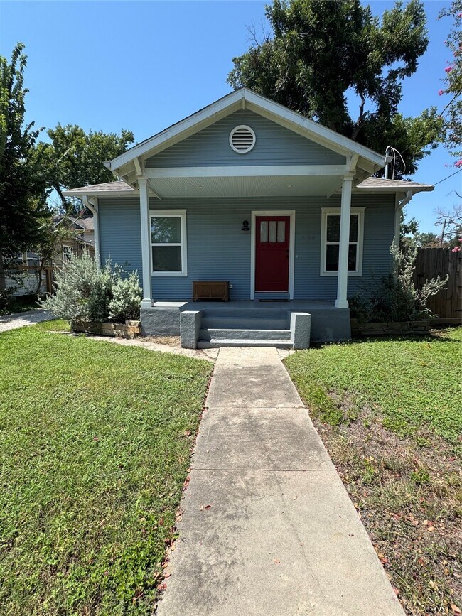 Primary Photo - 2715 Cochran St