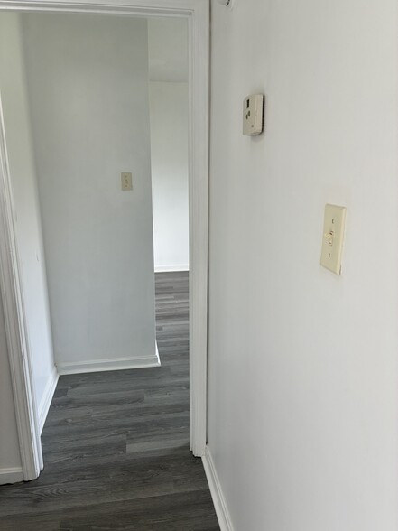 Building Photo - 1701 National Ave