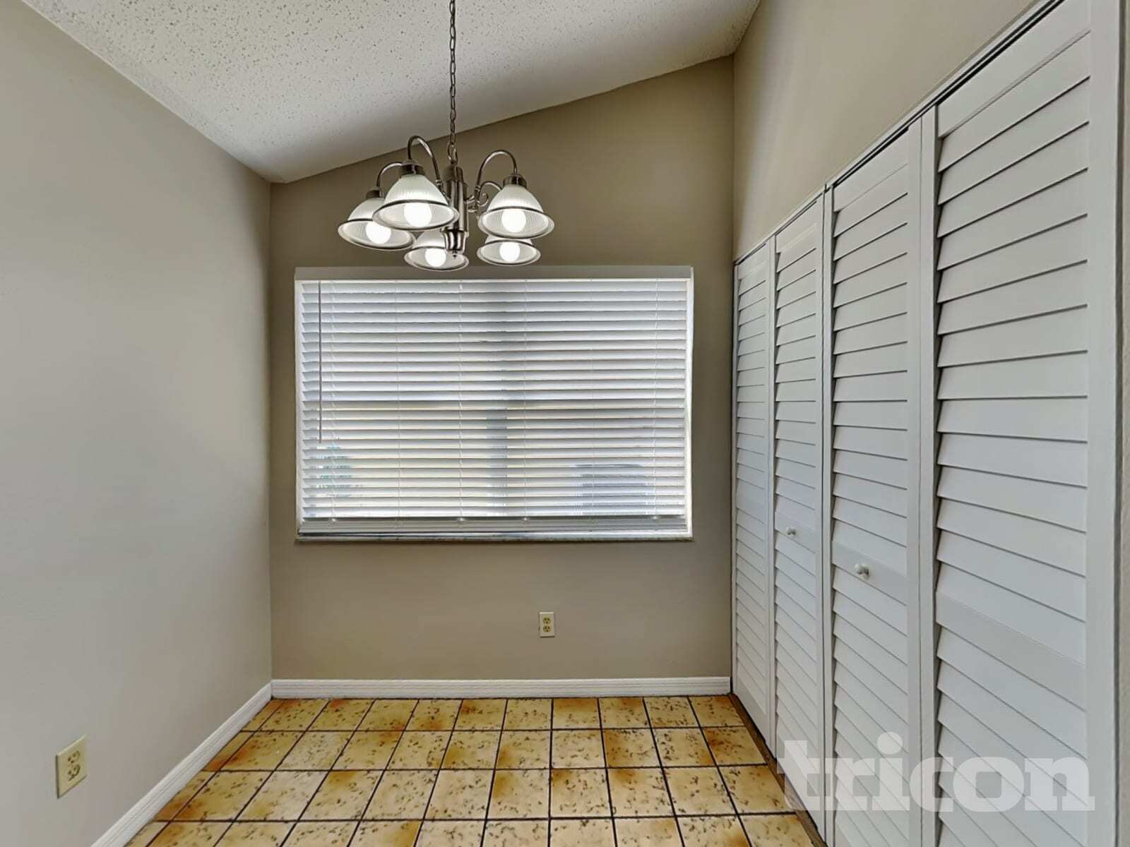 Building Photo - 5318 Southwick Dr