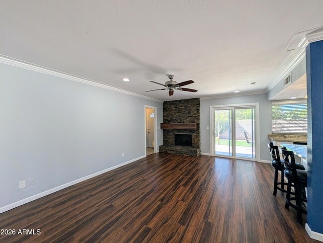 Building Photo - 10044 N 39th Ln