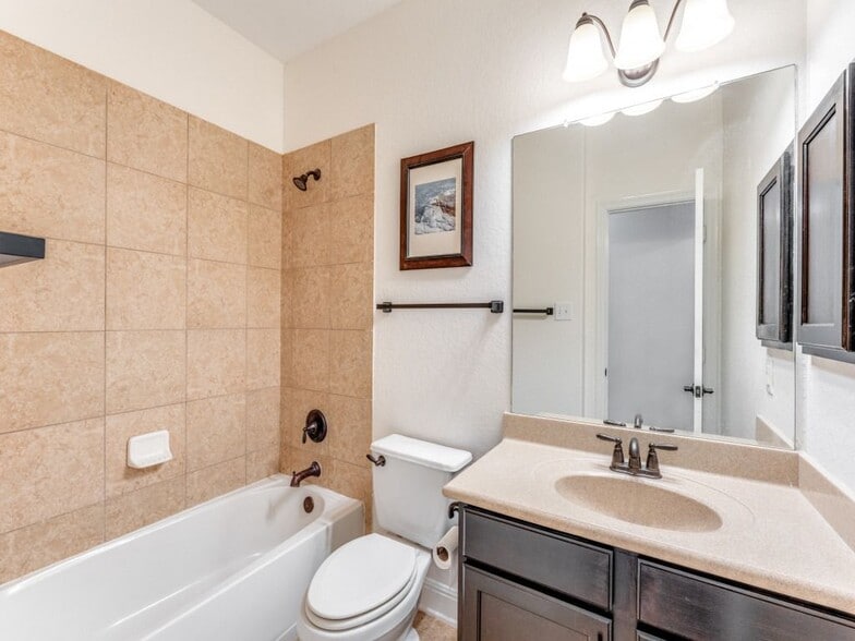 Building Photo - 229 Gardner