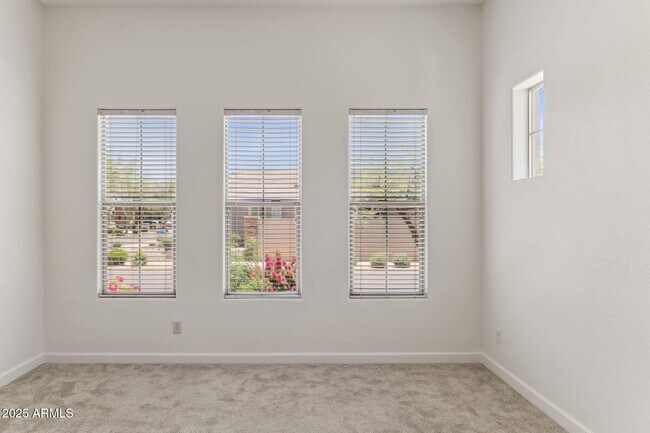 Building Photo - 35314 N 31st Ave