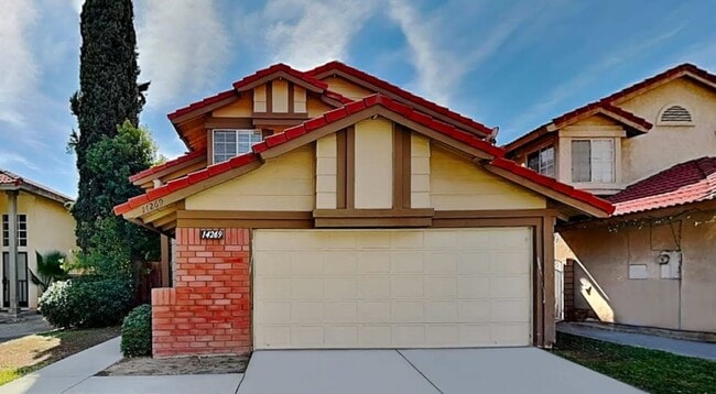 Primary Photo - 4269 Hillcrest Dr