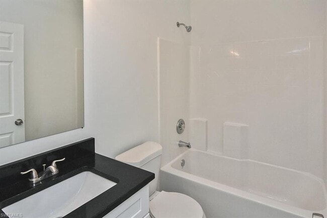 Building Photo - 4 bedroom home!