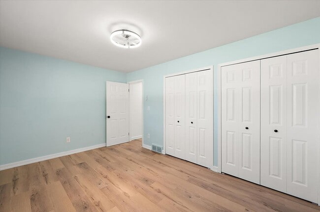 Building Photo - 11489 Anna Lisa Dr