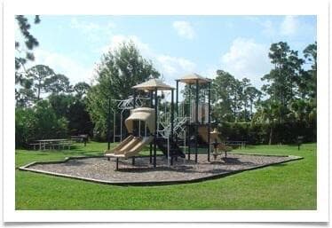 Building Photo - 9201 Wentworth Ln