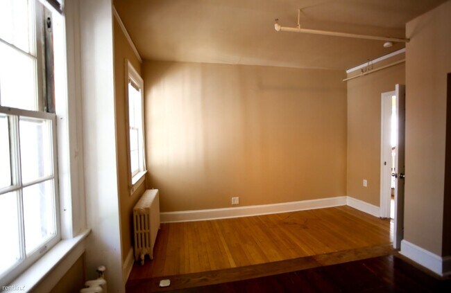 Building Photo - 10 br, 4 bath House - 619 Cabell Avenue