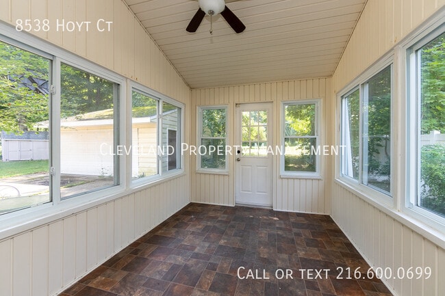 Building Photo - 8538 Hoyt Ct