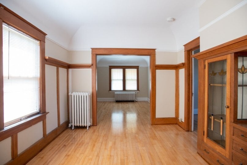 Building Photo - 1704 E Locust St