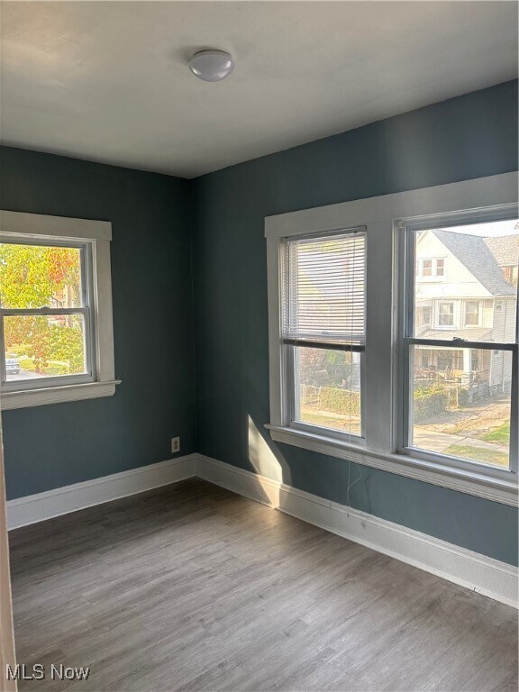 Building Photo - 1390 E 109th St