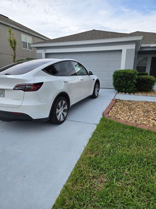 Building Photo - Awsome 3BR House in Sanford