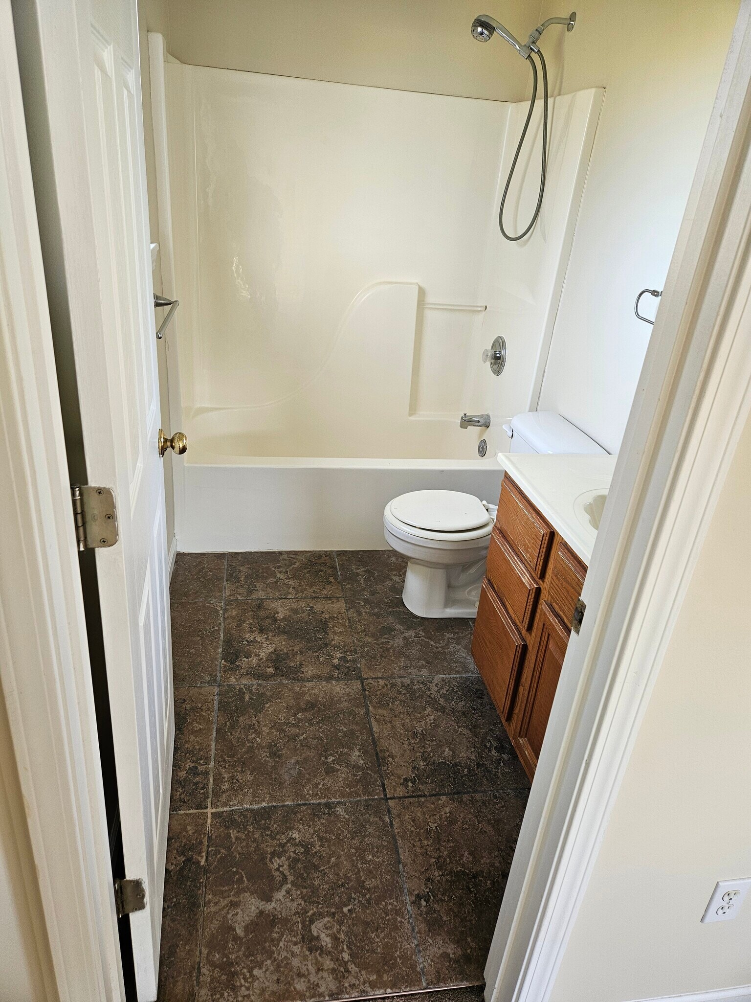 Building Photo - 2006 Rashid Ct