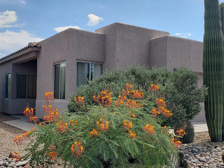 Primary Photo - 1853 W Waterleaf Dr
