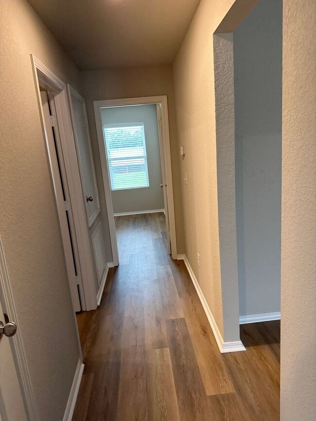 Building Photo - Pre-Leasing Now! Discover Spacious Living in This 4-Bedroom, 2-Bath Cabot Home