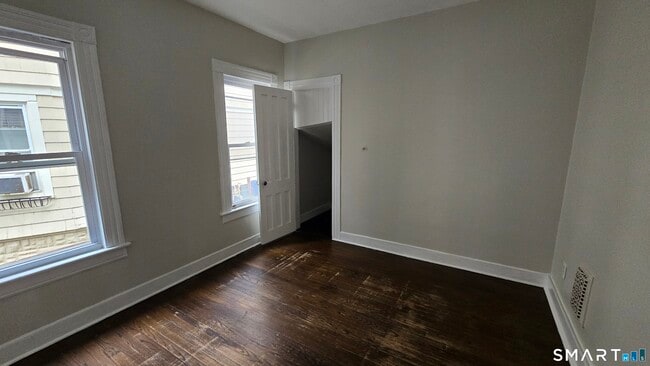 Building Photo - 1165 Noble Ave