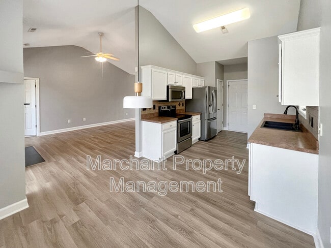 Building Photo - 104 Coxton Mill Ct