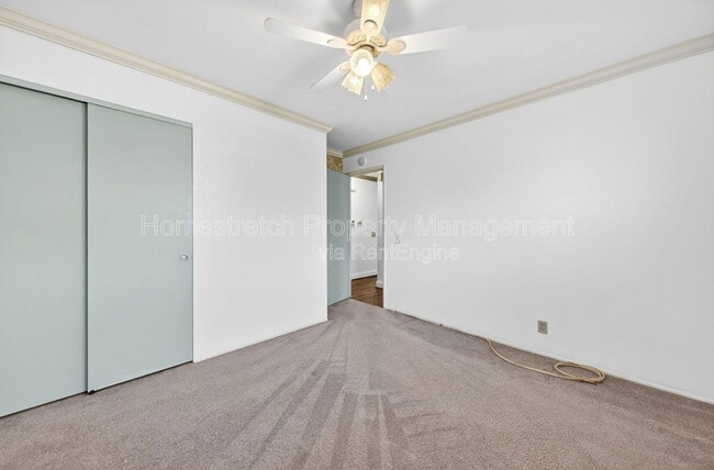 Building Photo - 2060 Loveland Dr