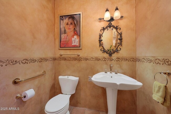 Building Photo - FULLY FURNISHED SEDONA DREAM HOME AWAITS