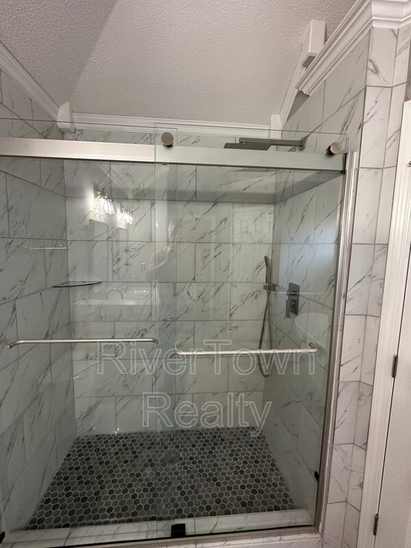 Building Photo - 751 N Sanga Rd