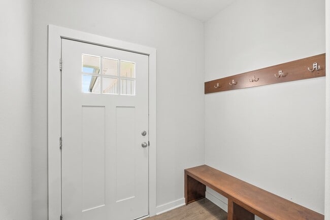 Building Photo - 3619 W 45th St S
