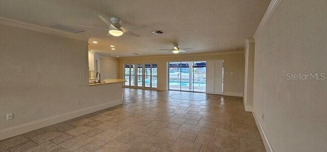 Building Photo - 2871 Coral Way