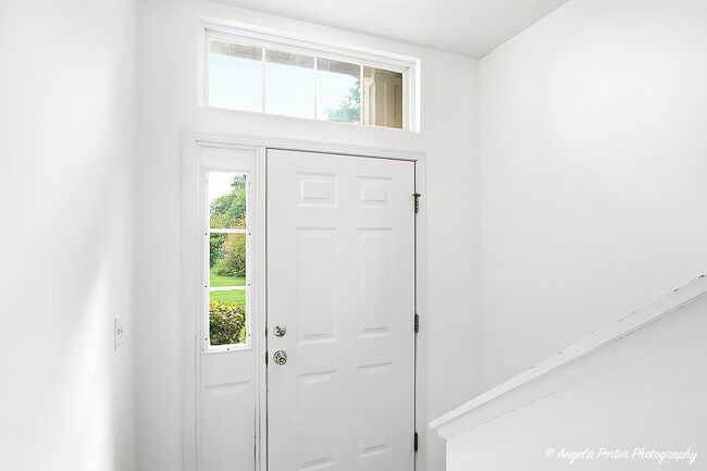 Building Photo - 2067 Concord Dr