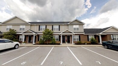 Building Photo - 307 Family Lodge Dr