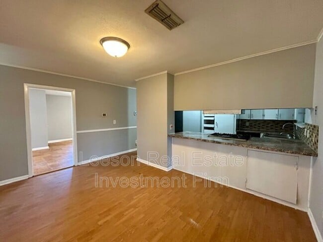 Building Photo - 1139 Carolina St