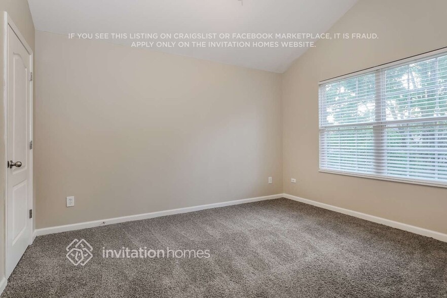 Building Photo - 4319 Rainer Dr