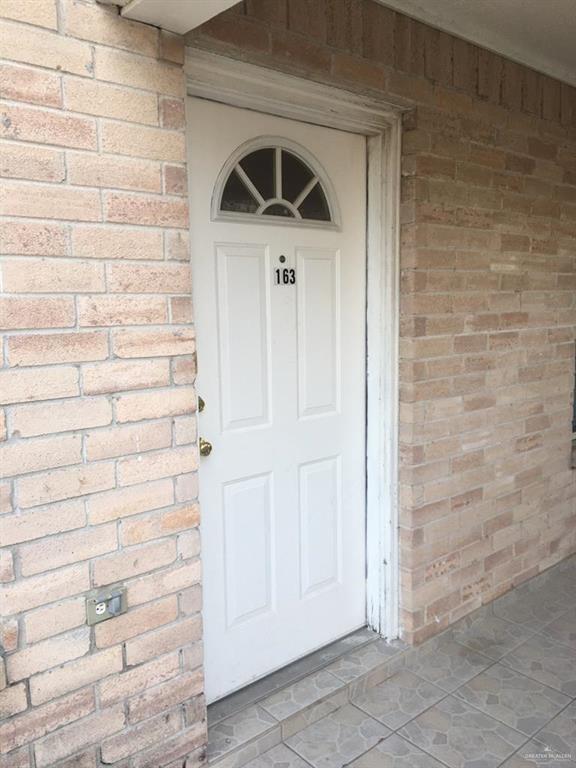 Building Photo - 1006 Lilia Dr