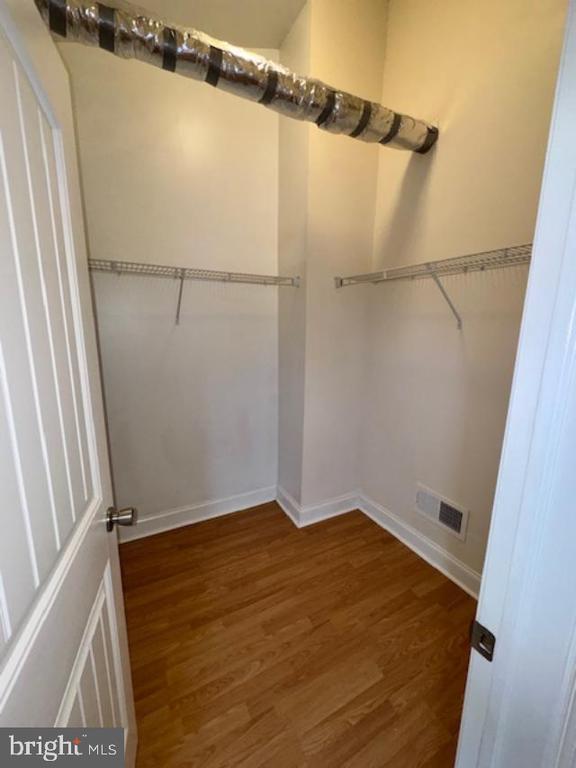 Building Photo - 85 Valley Rd