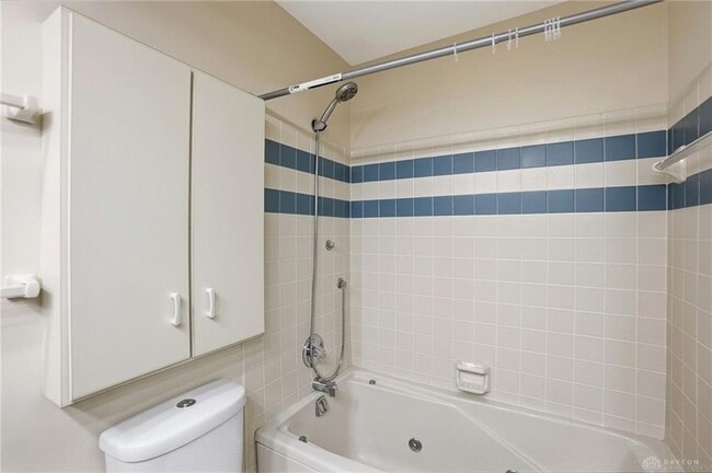 Building Photo - 5336 Red Coach Rd