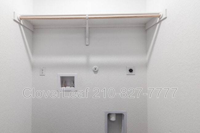 Building Photo - 3829 Low Tide