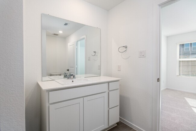 Building Photo - 3013 Colusa Rdg Dr