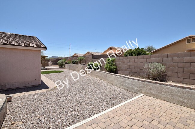 Building Photo - West Tucson 3 Bed 2 Bath with Den