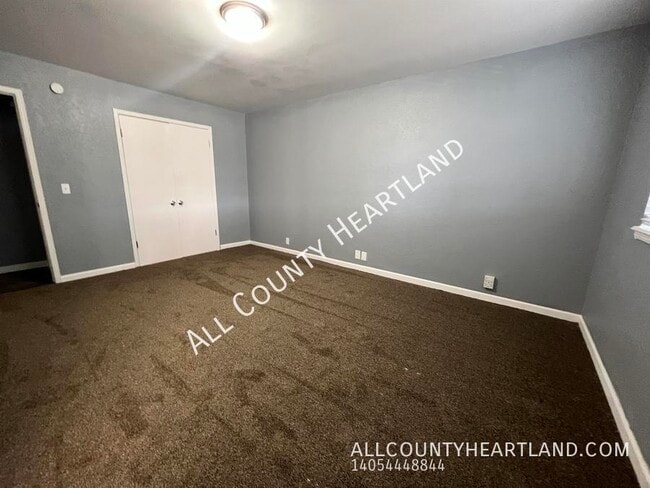 Building Photo - 6408 Galaxie Dr