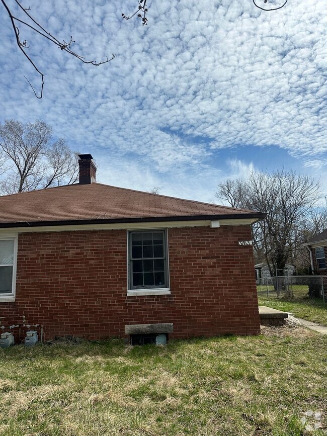 Building Photo - 3763 Baltimore Ave