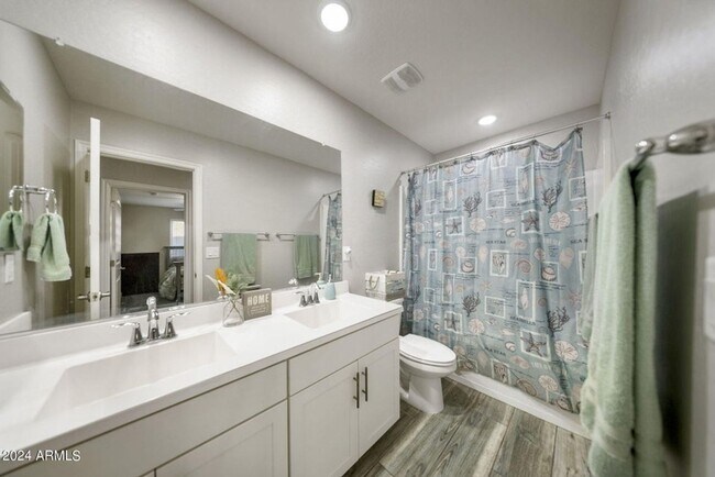 Building Photo - STUNNING 5 BEDROOM WITH LOFT & BONUS ROOM 3.5 BATH IN EASTMARK MESA COMMUNITY 2,655 SQ FT