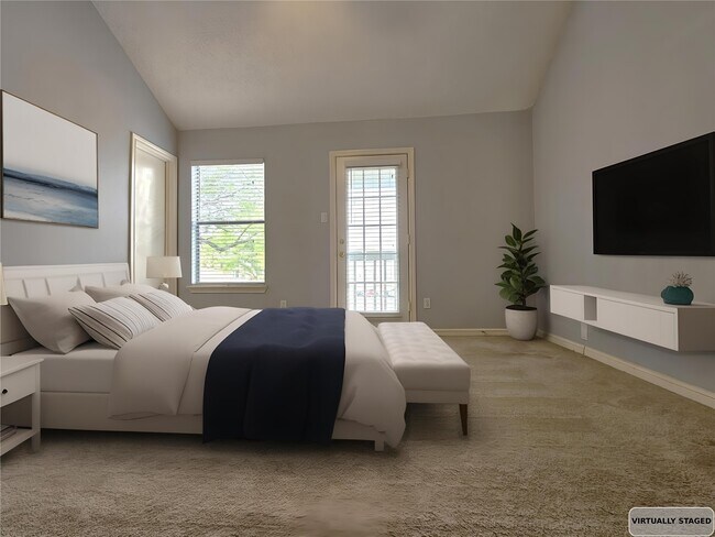 Building Photo - 11710 Southlake Dr