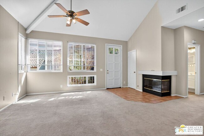 Building Photo - 13372 Savanna