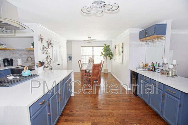 Building Photo - 220 Preston Oaks Dr